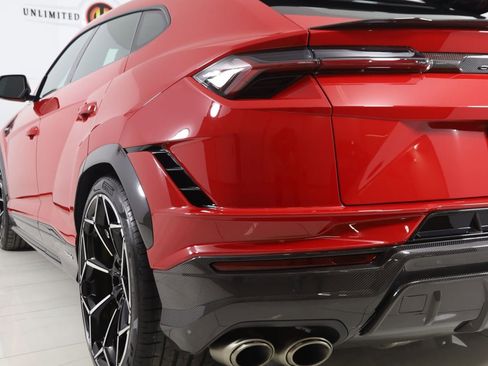 Used 2024 Lamborghini Urus Performante image 45