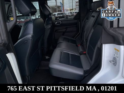 Used 2024 Ford Bronco Outer Banks image 16