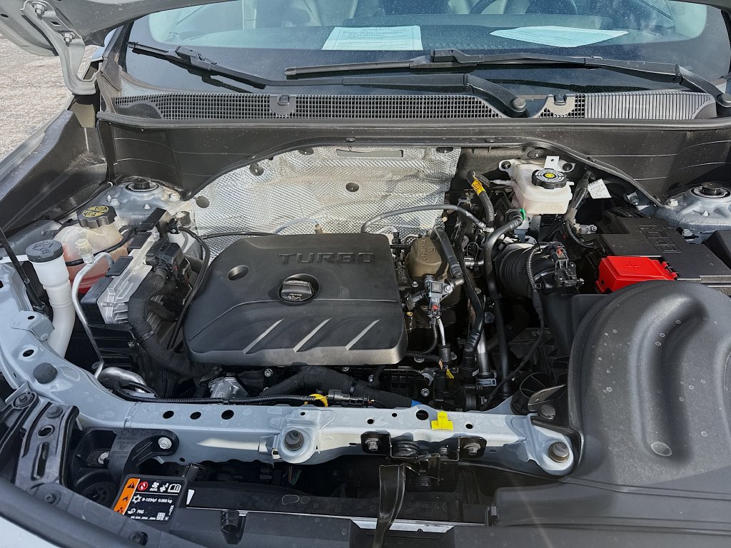 Used 2024 Buick Encore GX Sport Touring FWD image 28