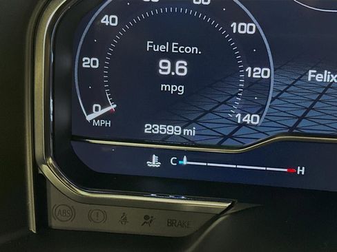 Used 2024 GMC Sierra 3500 Denali w/ Denali Reserve Package image 45