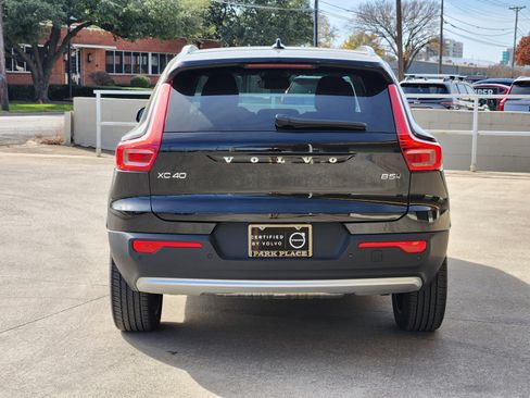 Used 2025 Volvo XC40 B5 Core w/ Protection Package Premier image 6