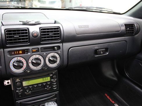 Used 2001 Toyota MR2 image 52