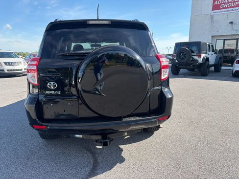 Used 2011 Toyota RAV4 4WD V6 w/ Tow Prep Pkg image 7