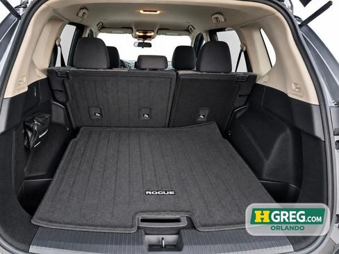 Used 2023 Nissan Rogue SV FWD image 13