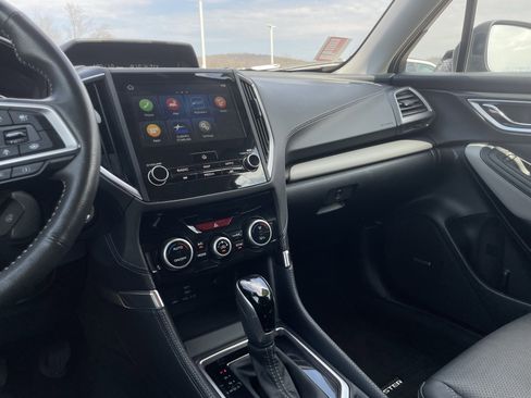 Certified 2024 Subaru Forester Limited w/ Convenience Package image 22