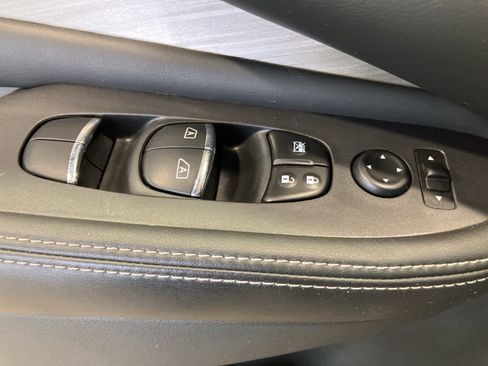 Used 2018 Nissan Murano Platinum image 13