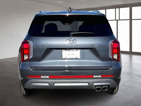 Used 2024 Hyundai Palisade SEL w/ Premium Package image 5