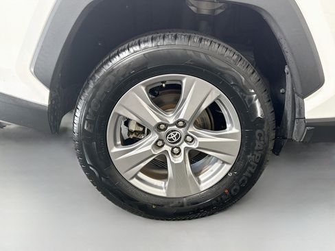 Used 2022 Toyota RAV4 XLE w/ Convenience Package AWD/4WD image 33