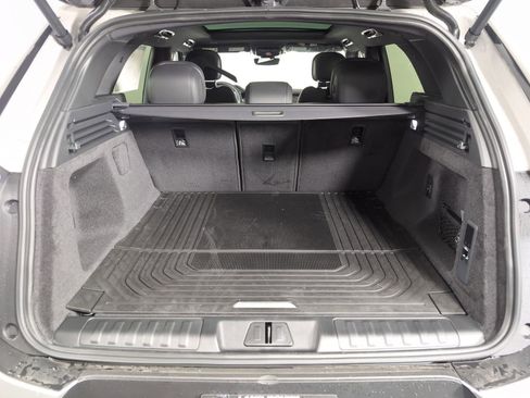 Used 2025 Land Rover Range Rover Sport SE image 26