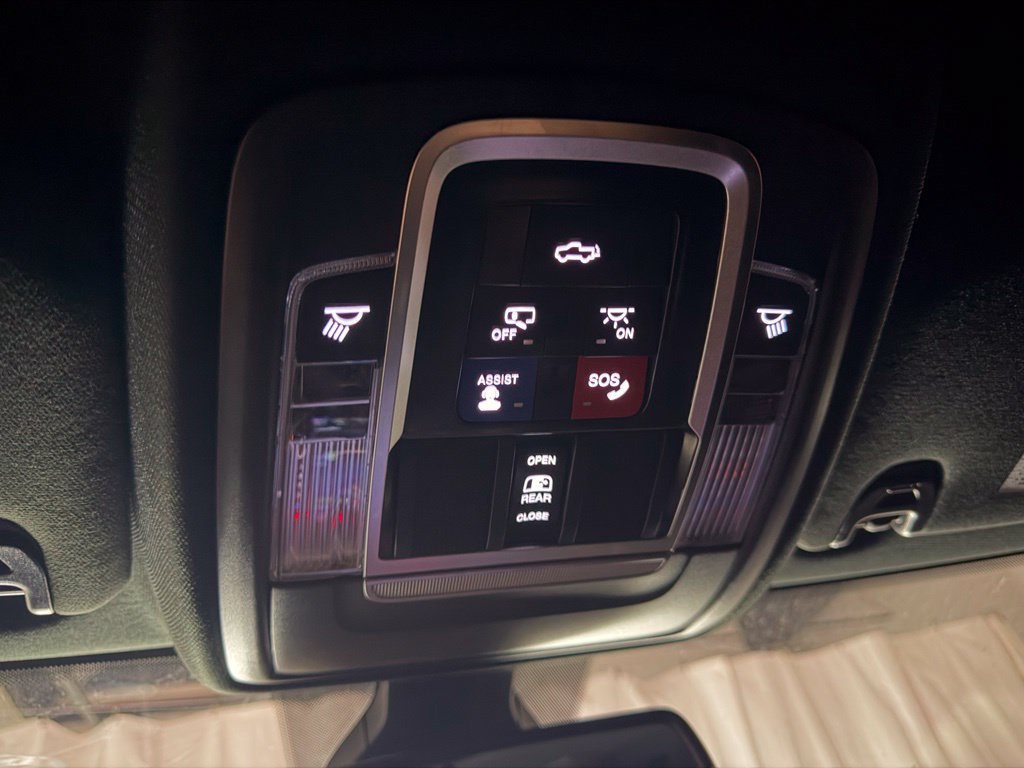 Used 2023 RAM 2500 Laramie AWD/4WD image 21