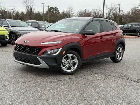 Used 2022 Hyundai Kona SEL image 3