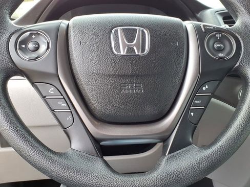 Used 2017 Honda Pilot LX image 17