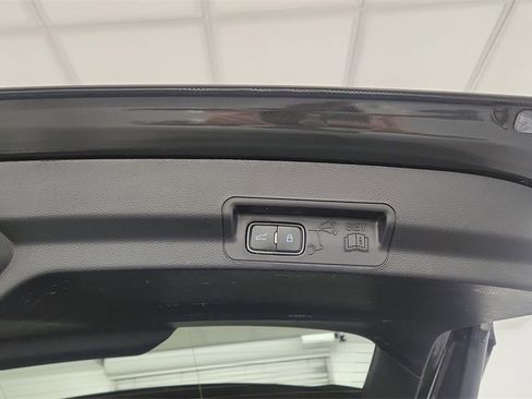 Used 2023 Ford Explorer XLT w/ Equipment Group 202A image 23