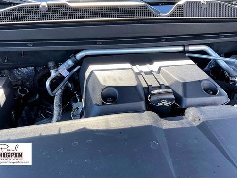 Used 2024 Chevrolet Colorado LT w/ LT Convenience Package III image 34