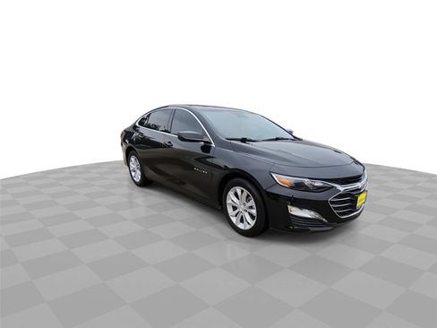 Used 2024 Chevrolet Malibu LT FWD image 2