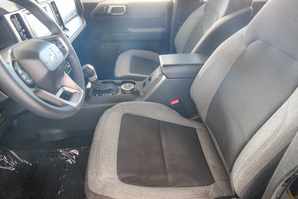 Used 2023 Ford Bronco 4-Door AWD/4WD image 18