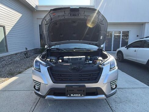 Used 2023 Subaru Forester Touring AWD/4WD image 64