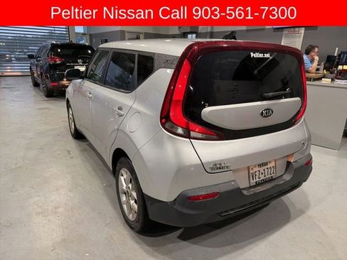 Used 2021 Kia Soul S image 4