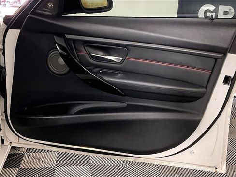 Used 2013 BMW 335i Sedan image 21