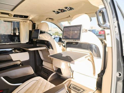 Used 2021 Mercedes-Benz Metris Passenger w/ Premium Safety Package image 25