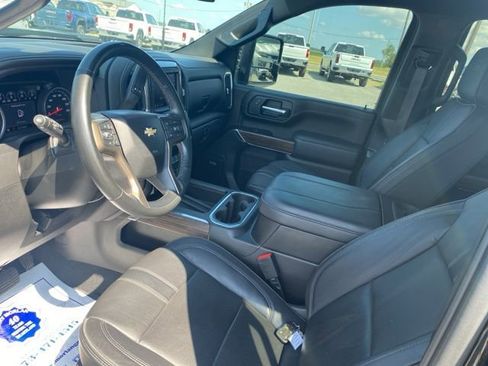 Used 2023 Chevrolet Silverado 2500 High Country w/ Safety Package II image 16