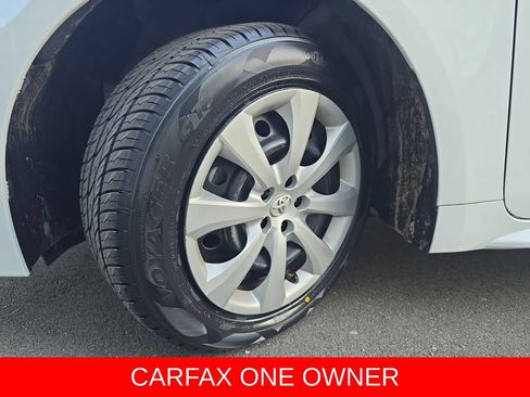 Used 2022 Toyota Corolla LE FWD image 32