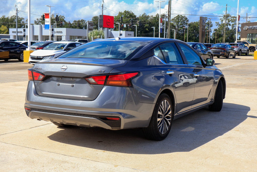 Used 2024 Nissan Altima 2.5 SV FWD image 20