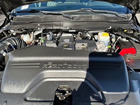 Used 2024 RAM 2500 Laramie w/ Safety Group image 29