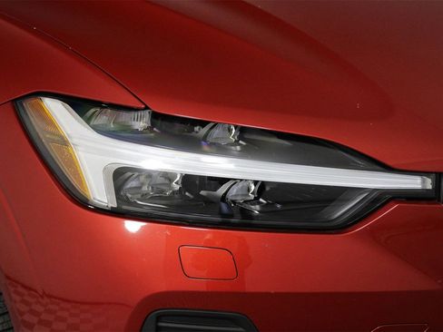 Certified 2023 Volvo XC60 B5 Core w/ Climate Package image 26