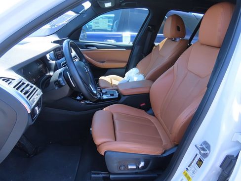 Used 2022 BMW X3 sDrive30i w/ Premium Package 2 (ZPA) RWD image 10