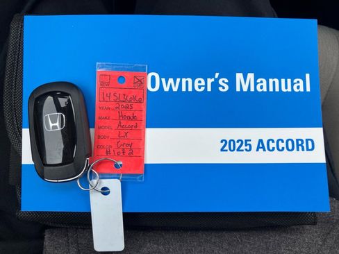 Used 2025 Honda Accord LX image 38