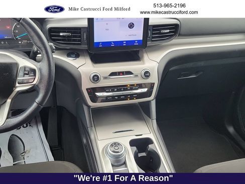 Certified 2023 Ford Explorer XLT RWD image 13