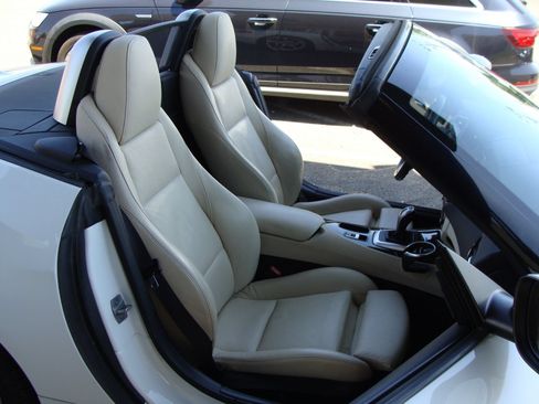 Used 2016 BMW Z4 sDrive28i RWD image 14