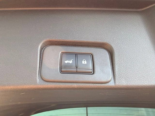 Used 2023 Nissan Rogue SL AWD/4WD image 7