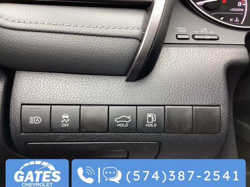 Used 2024 Toyota Camry SE image 23