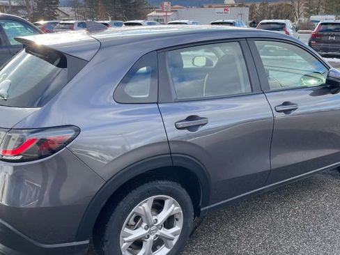 Used 2024 Honda HR-V LX image 11