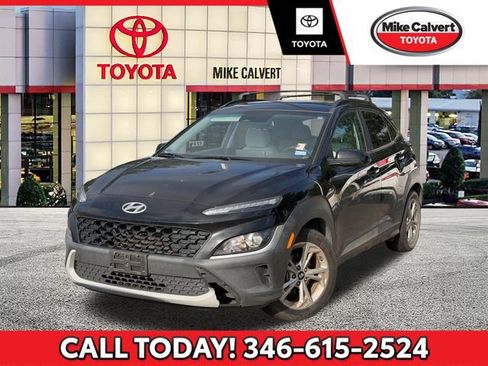 Used 2023 Hyundai Kona SEL FWD image 1
