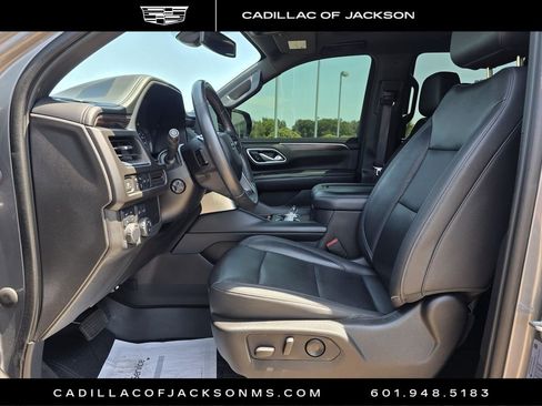 Used 2021 Chevrolet Tahoe Z71 w/ Luxury Package AWD/4WD image 16