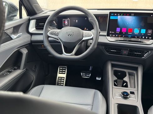 New 2026 Volkswagen Tiguan SE R-Line image 29