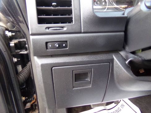 Used 2012 Jeep Liberty Limited Jet w/ Comfort/Convenience Group AWD/4WD image 30