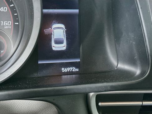 Used 2021 Hyundai Elantra SEL FWD image 19