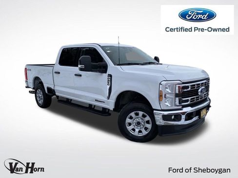Used 2024 Ford F250 XLT image 1