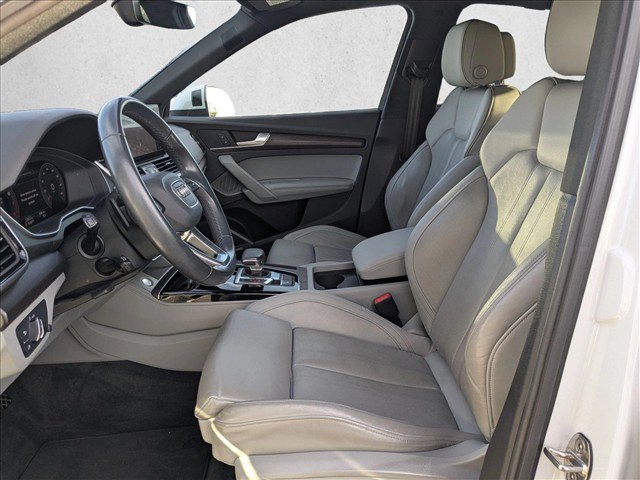 Used 2023 Audi Q5 2.0T Premium Plus w/ Premium Plus Package AWD/4WD image 13