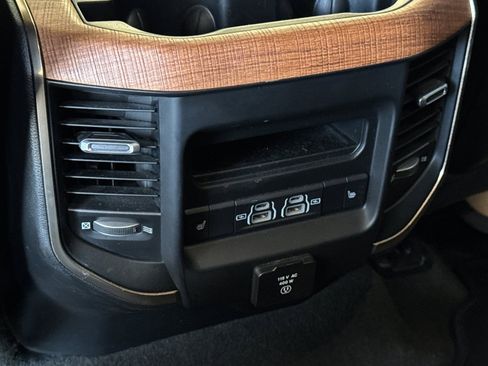 Used 2021 RAM 1500 Limited AWD/4WD image 15