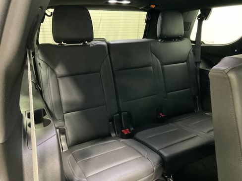Used 2023 Chevrolet Tahoe Z71 w/ Z71 Off-Road Package AWD/4WD image 26