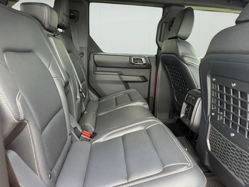 New 2025 Ford Bronco Badlands AWD/4WD image 33