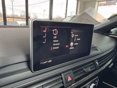 Used 2018 Audi RS 5 w/ Dynamic Package image 35