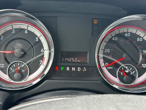 Used 2019 Dodge Grand Caravan SXT FWD image 26