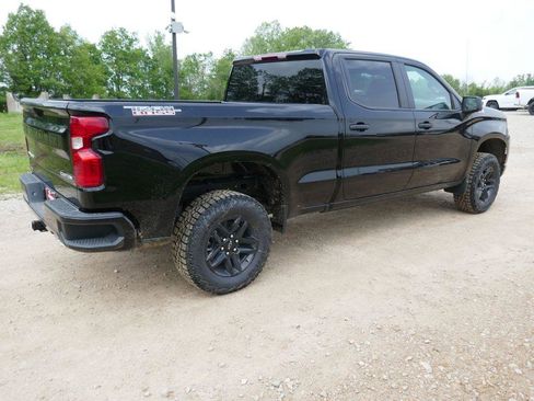 New 2026 Chevrolet Silverado 1500 Custom Trail Boss AWD/4WD image 4