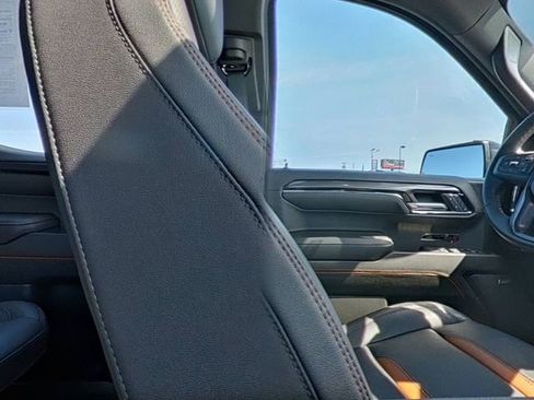 Used 2024 GMC Sierra 1500 AT4 w/ AT4 Premium Package image 28